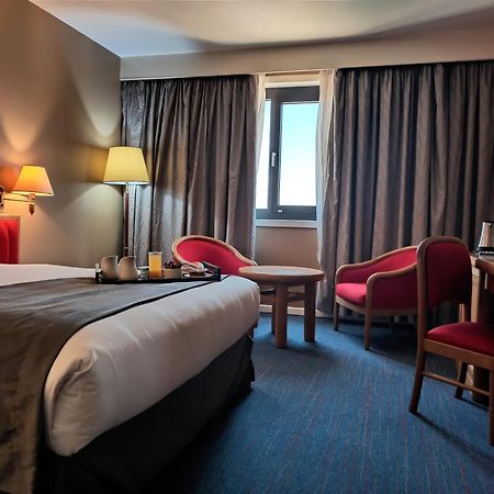 Hotel Mercure Alger Aeroport Maison Blanche Экстерьер фото A room at the hotel
