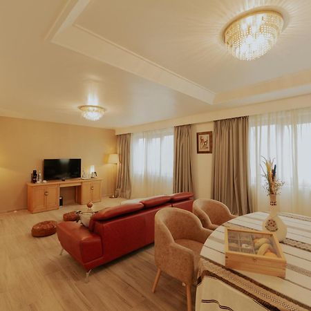 Hotel Mercure Alger Aeroport Maison Blanche Экстерьер фото Suite room
