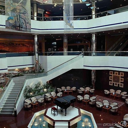 Hotel Mercure Alger Aeroport Maison Blanche Экстерьер фото The lobby of the hotel