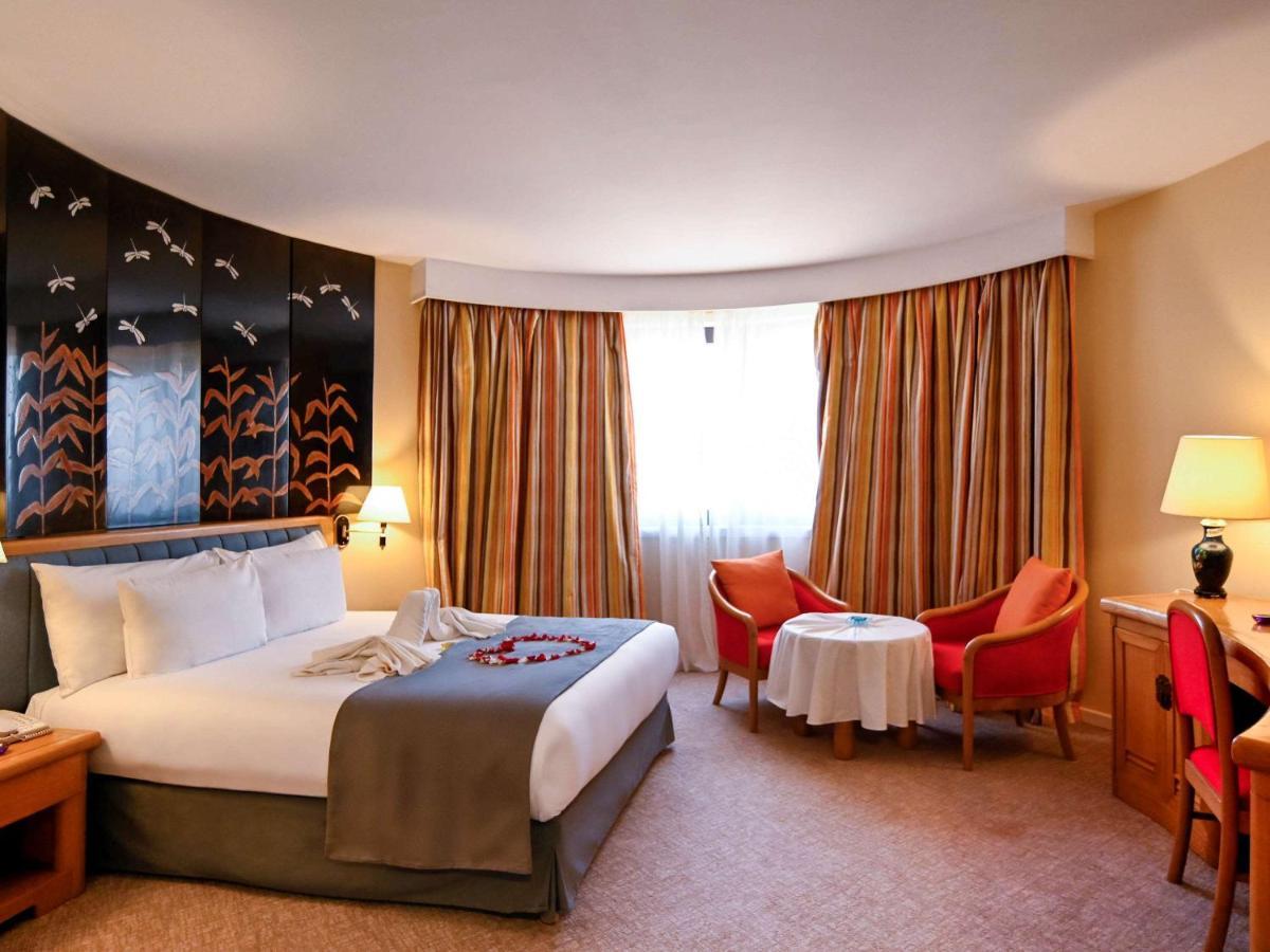 Hotel Mercure Alger Aeroport Maison Blanche Экстерьер фото A room at the hotel