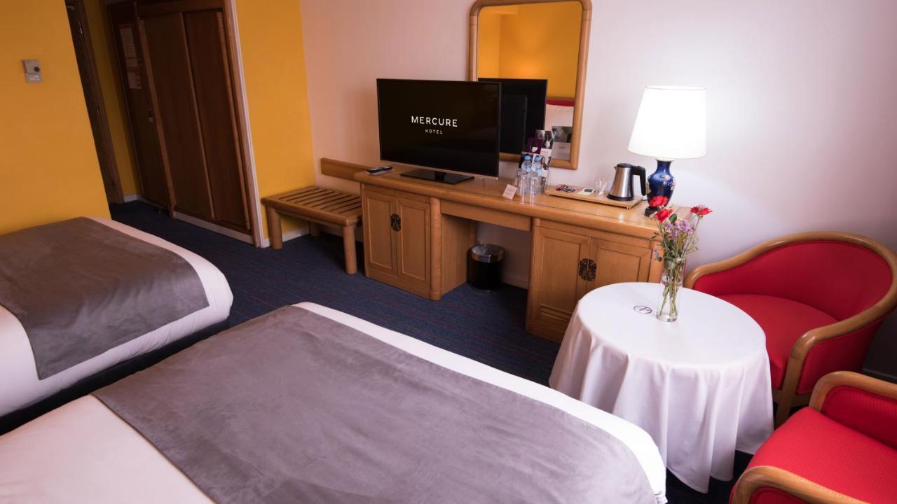 Hotel Mercure Alger Aeroport Maison Blanche Экстерьер фото A room at Mercure Warszawa Airport