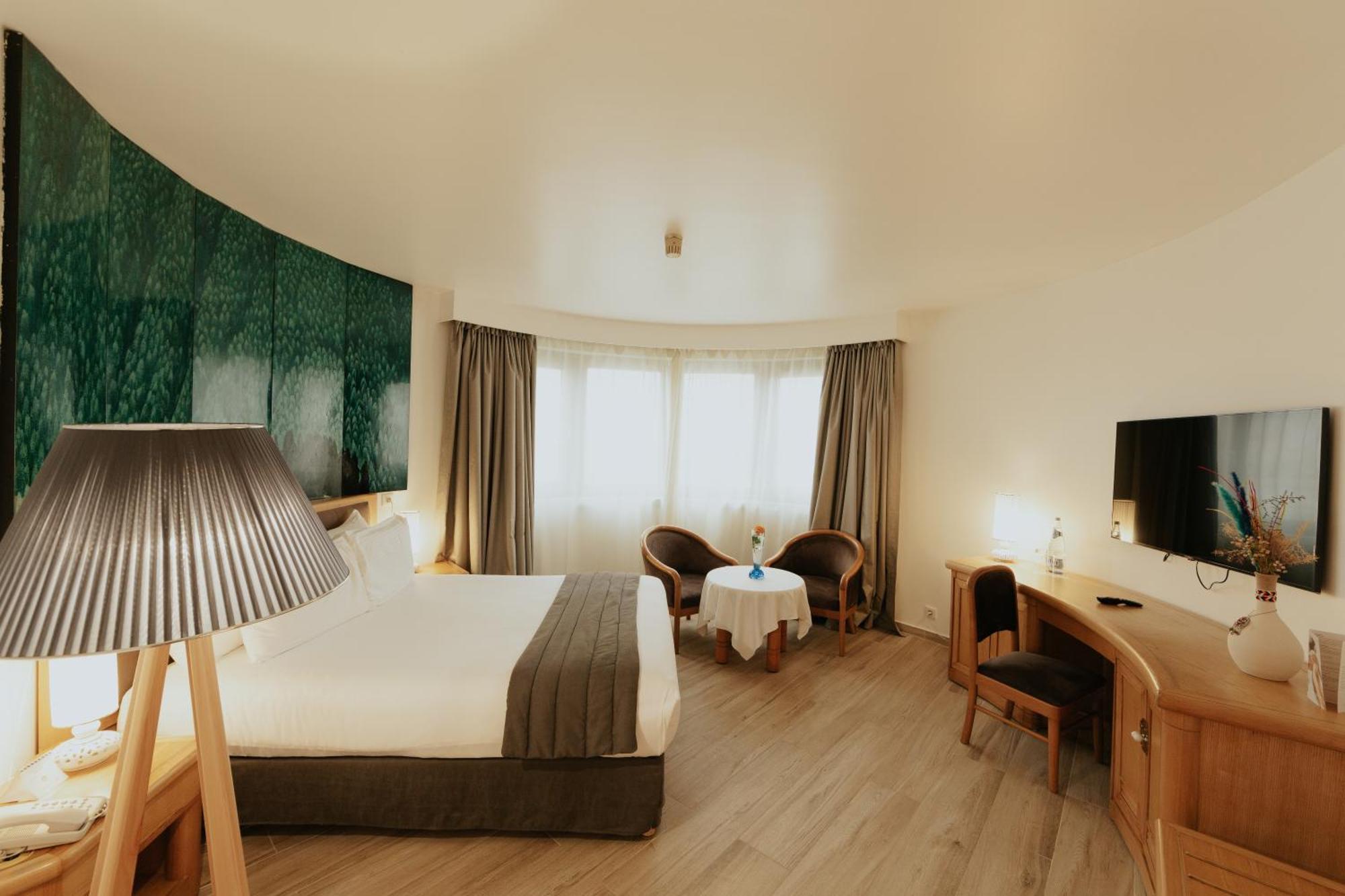 Hotel Mercure Alger Aeroport Maison Blanche Экстерьер фото A room at the hotel
